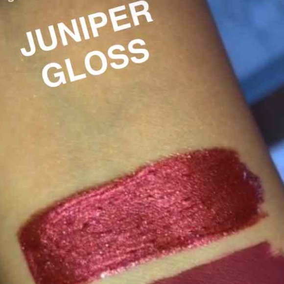 kylie juniper gloss - Picture 3 of 5